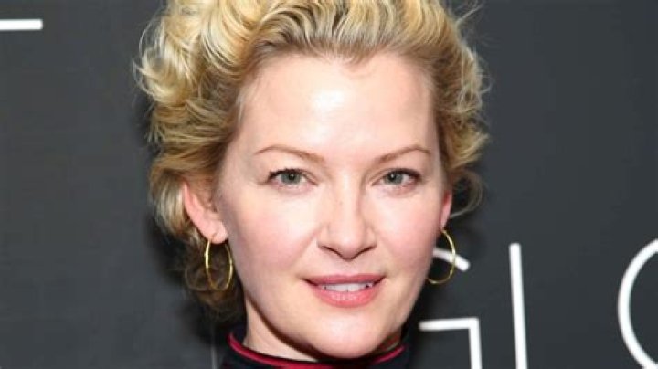 Gretchen Mol Net Worth