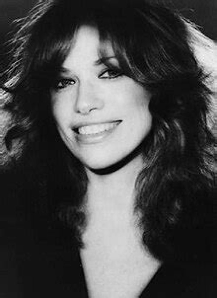
How Much Money Does Carly Simon Make? Latest Income Salary
