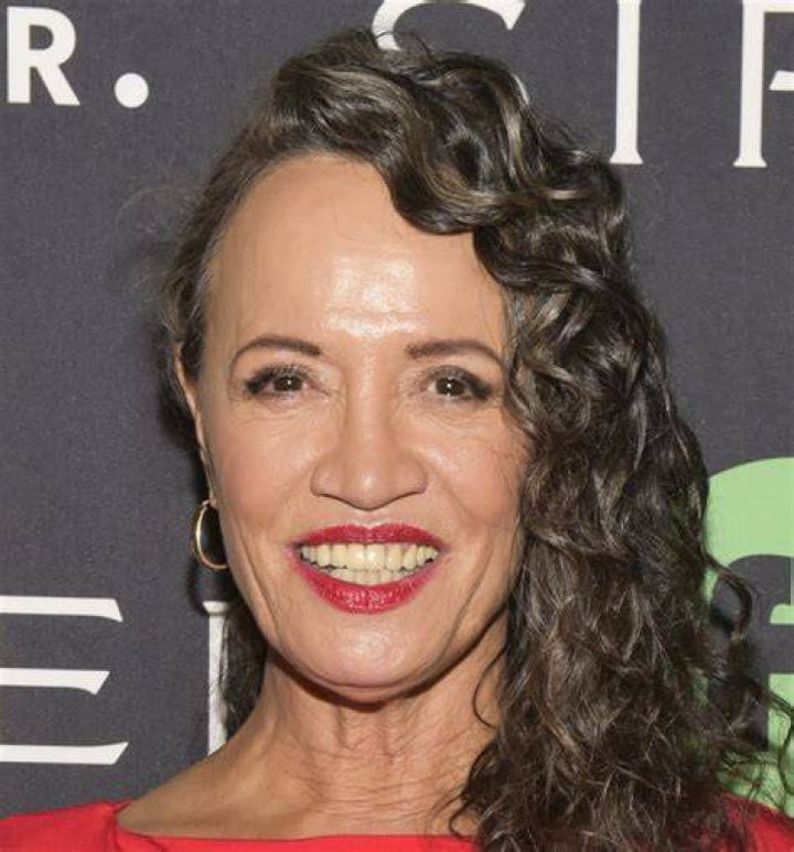 Rena Owen Net Worth