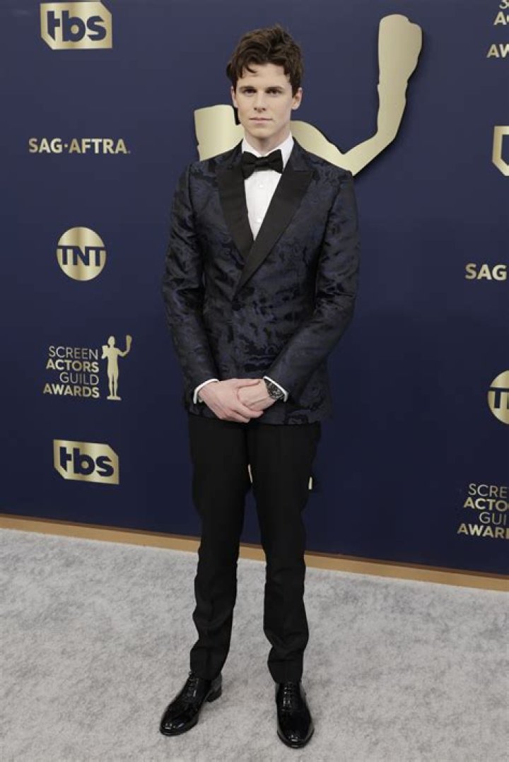 Ruairi O’Connor Wiki, Height, Girlfriend, Age & Family